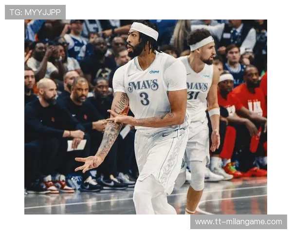 加拿大创历史晋级,戴维斯最后一击完成惊天逆转